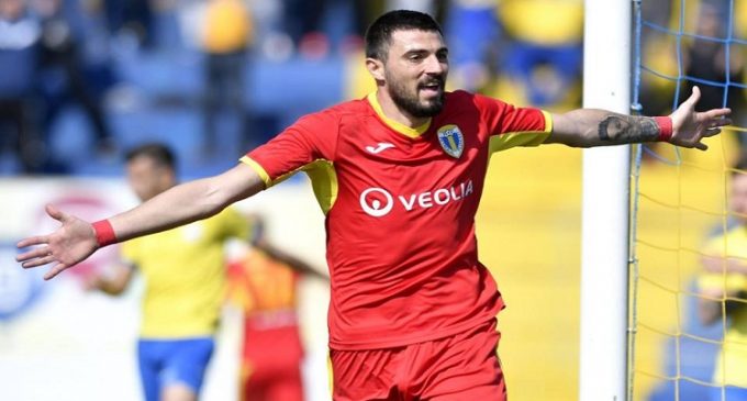 ”Găzarii” au stins Flacăra de la Moreni! Flacăra Moreni – Petrolul Ploiești 0-2